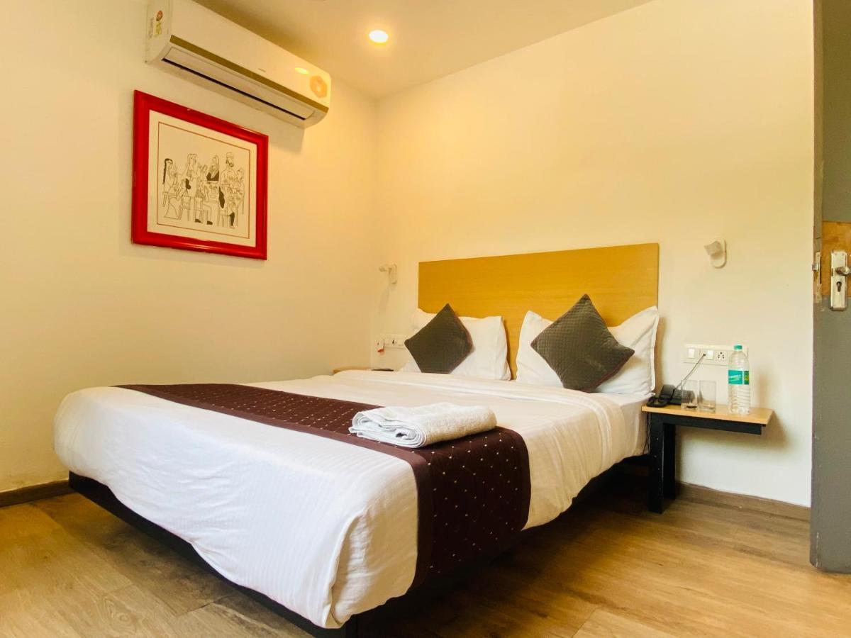 Qotel Hotel Ip Residency East Delhi Preet Vihar Új-Delhi Kültér fotó