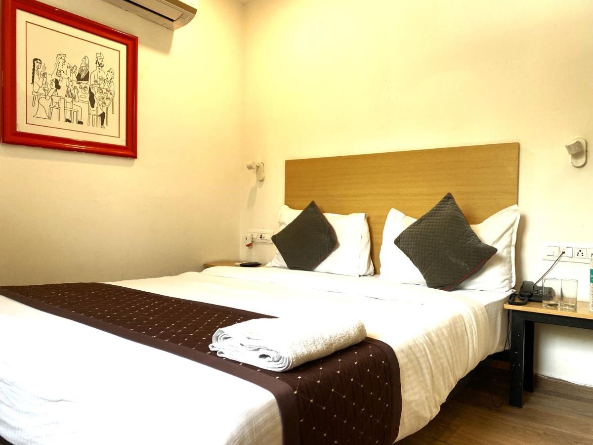 Qotel Hotel Ip Residency East Delhi Preet Vihar Új-Delhi Kültér fotó