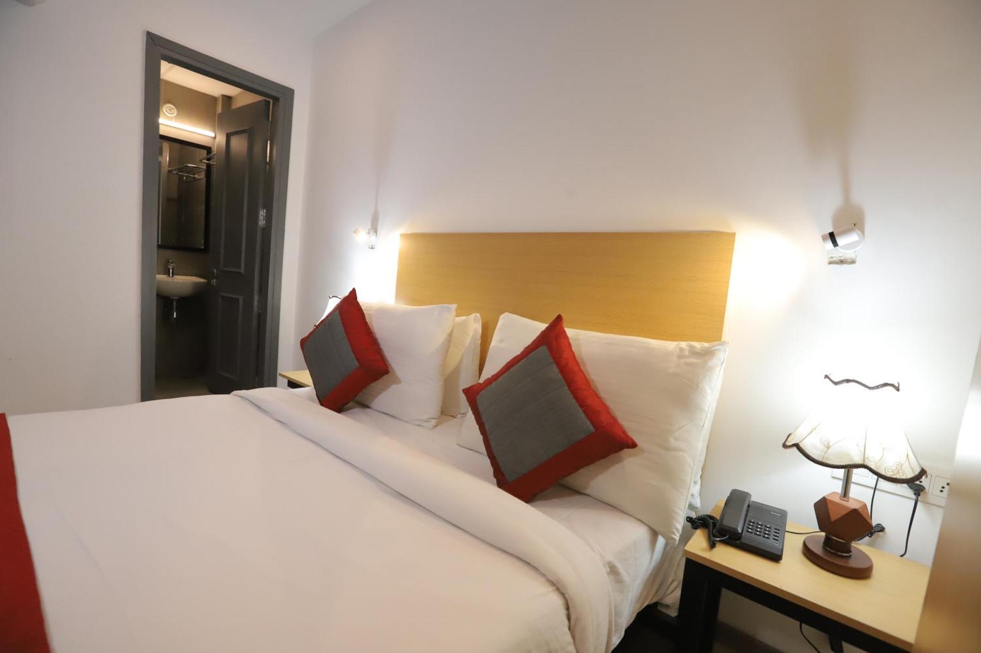 Qotel Hotel Ip Residency East Delhi Preet Vihar Új-Delhi Kültér fotó
